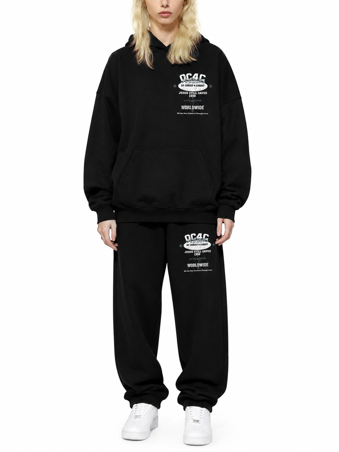 WORLD WIDE ESSENTIAL HOODIE
